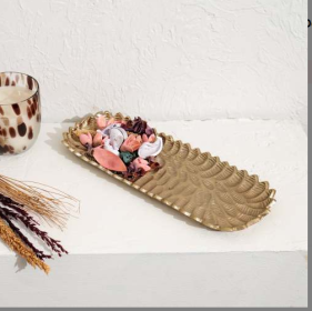 Extured Fern Pattern Gold Finished Aluminum Platter Decorative Tray (Color: Gold)